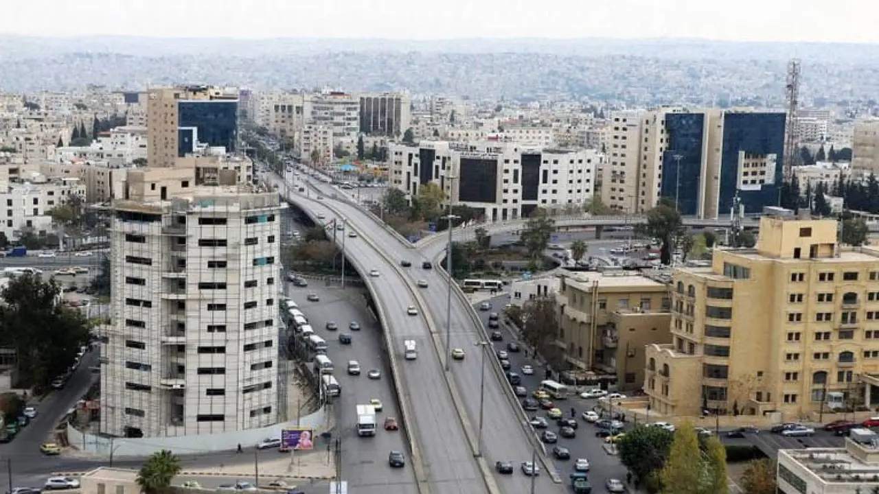 طقس أول رمضان.. تراجع درجات الحرارة وفرص زخات مطرية تغطي مناطق الأردن